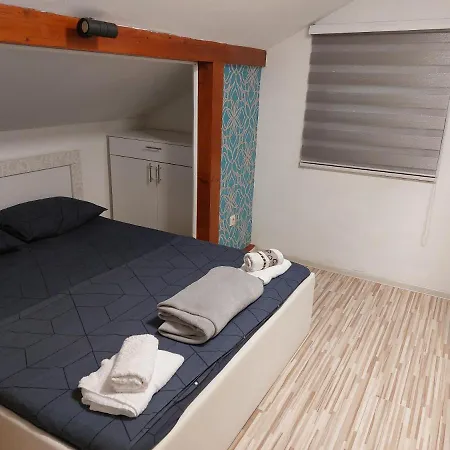 Apartment Stan Na Dan *